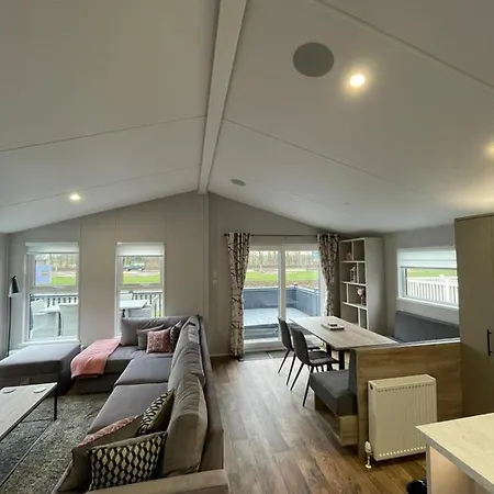 Black Moorhen With Hot Tub