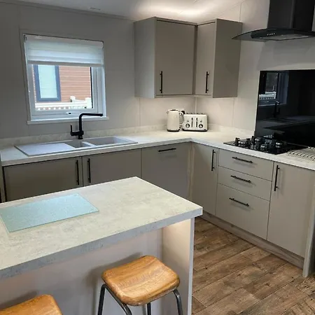 Black Moorhen With Hot Tub Дом отдыха Йорк